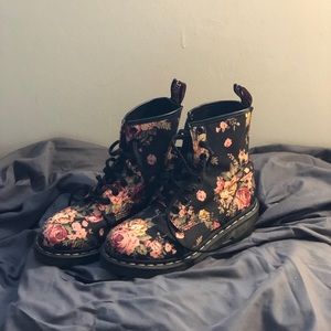 Like new vintage floral docs. 90s vibes!